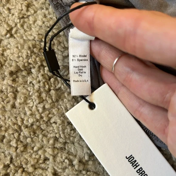 NWT JOAH BROWN Open Back Turtleneck - Picture 10 of 12